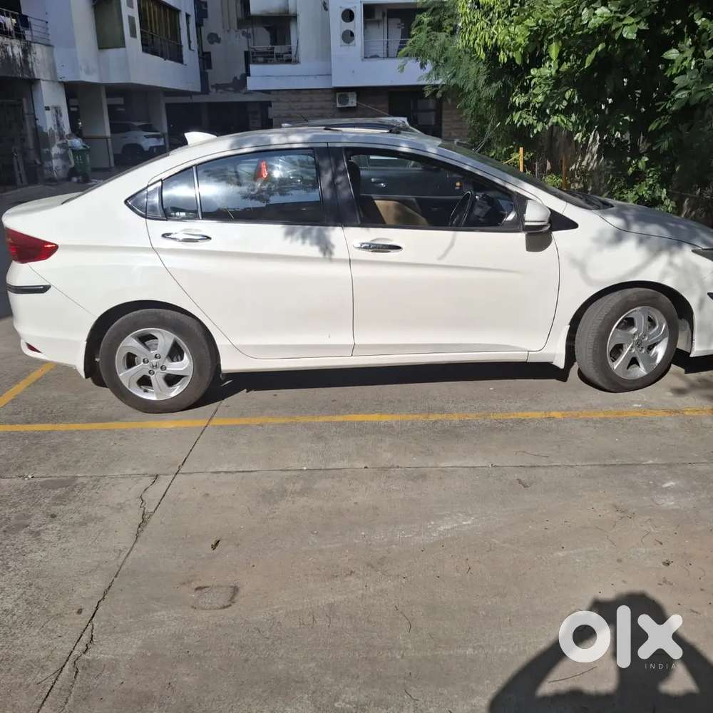 OHonda city 2015 zx automatic