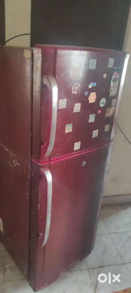 Samsung refrigerator with capacity of 200 liter