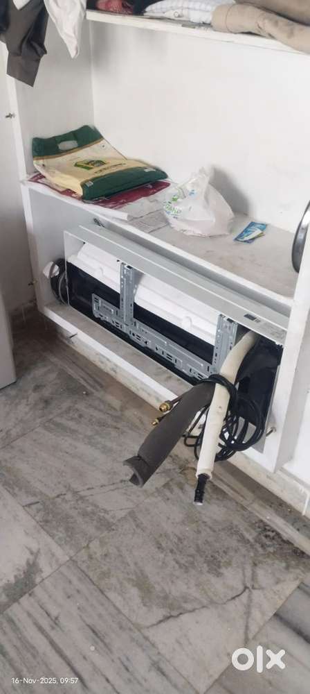 Saasung ac new condition