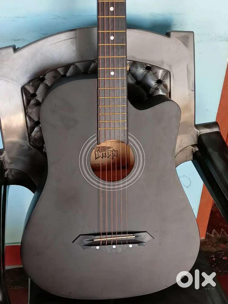 Beautiful Acoustic Guitar for Sale only 20 days used
