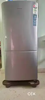 Single door Samsung fridge- Rs 6800- urgent buyers