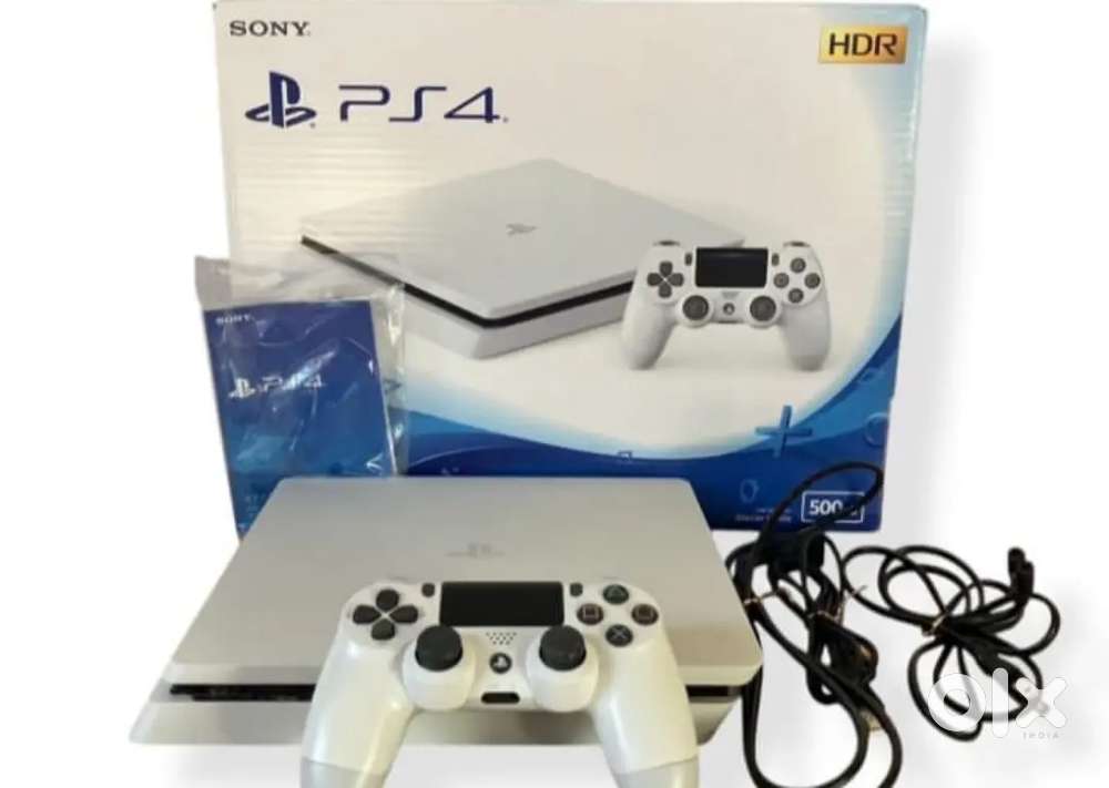 BUNDLE Sony PlayStation 4 Slim 500GB Console in Glacier White with 2