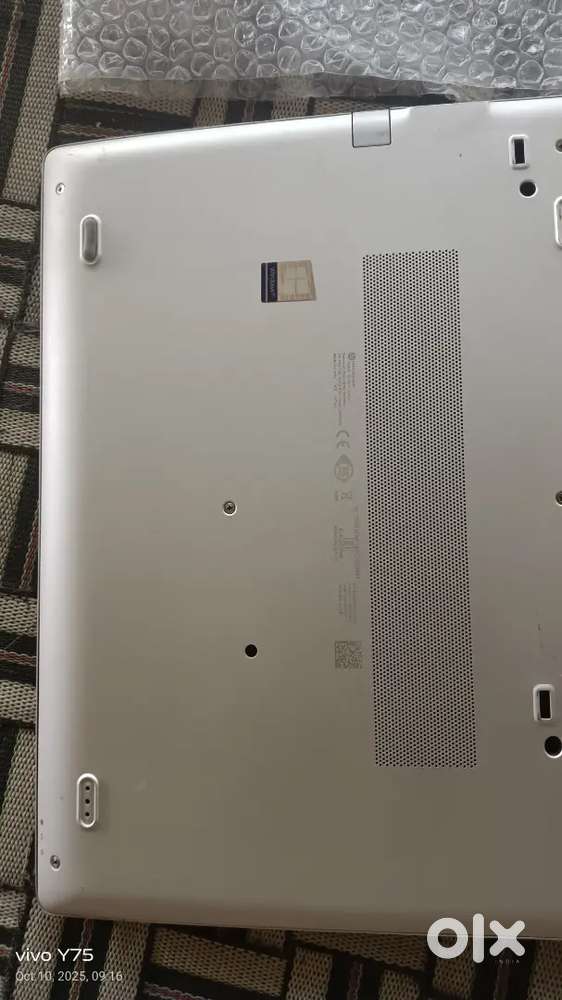 HP LAPTOP NEW CONFITION SILVER COLOUR
