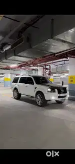 Ford Endeavour 2011