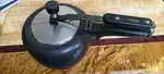 Prestige 3litre cooker induction base @1100