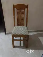 Table chairs - 8 nos