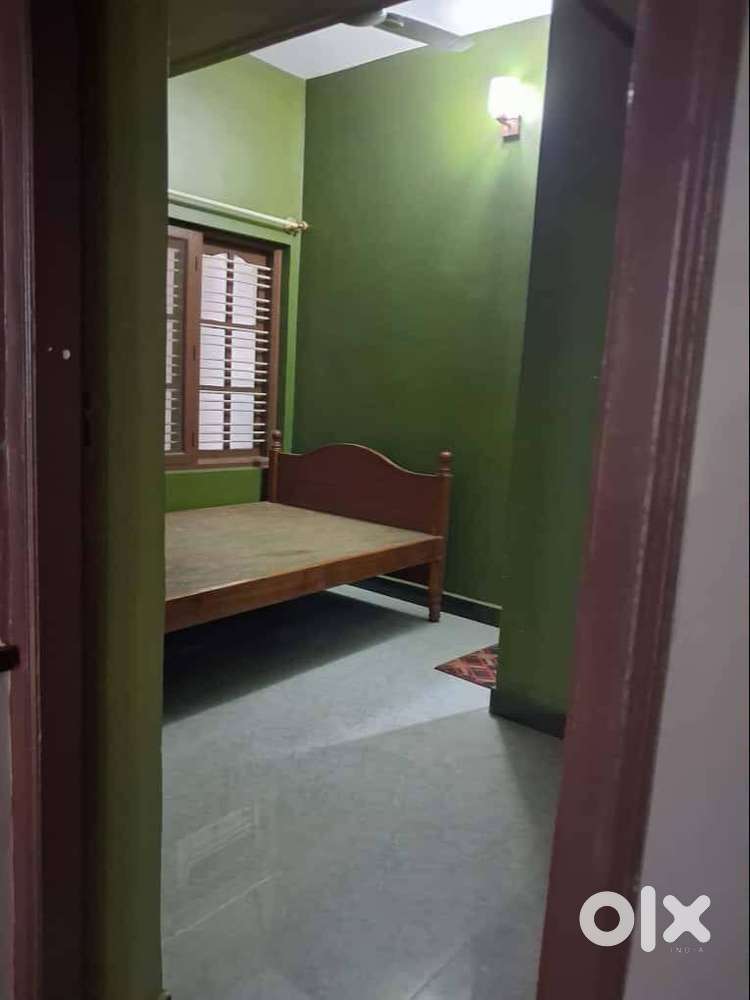 Spacious 3BHK Builder Floor for LEASE in Marathahalli - US0653