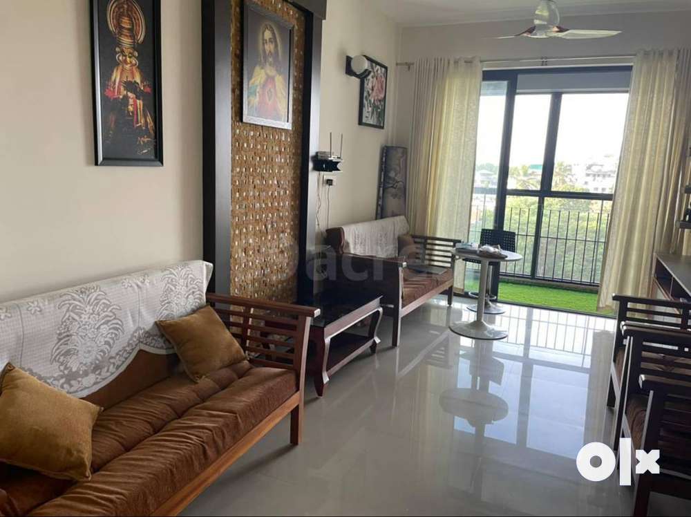 3bhk fully furnished SFS flat rent at vazhakala Kakkanad