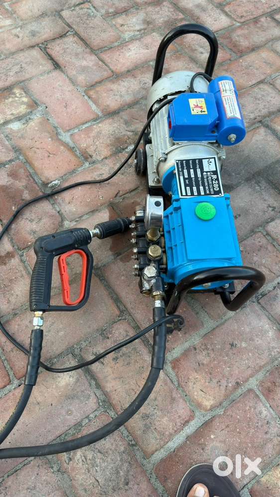 Pressure washer