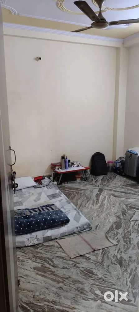 Looking for a flatmate