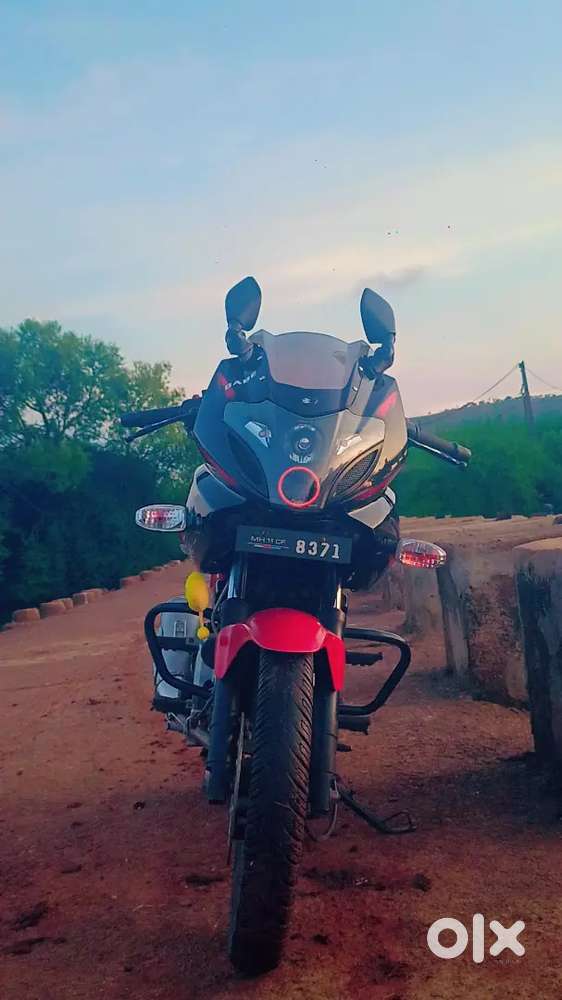 Bajaj220 f bike
