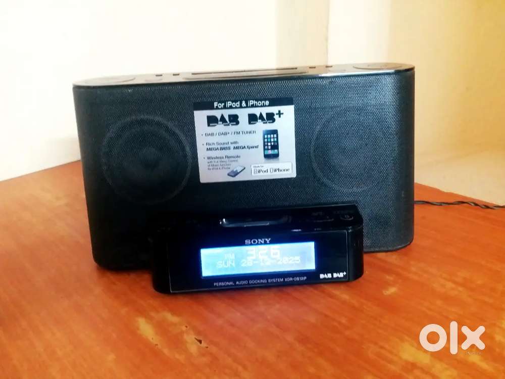 Music system sony sound dock AUX FM ipod iphone alarm