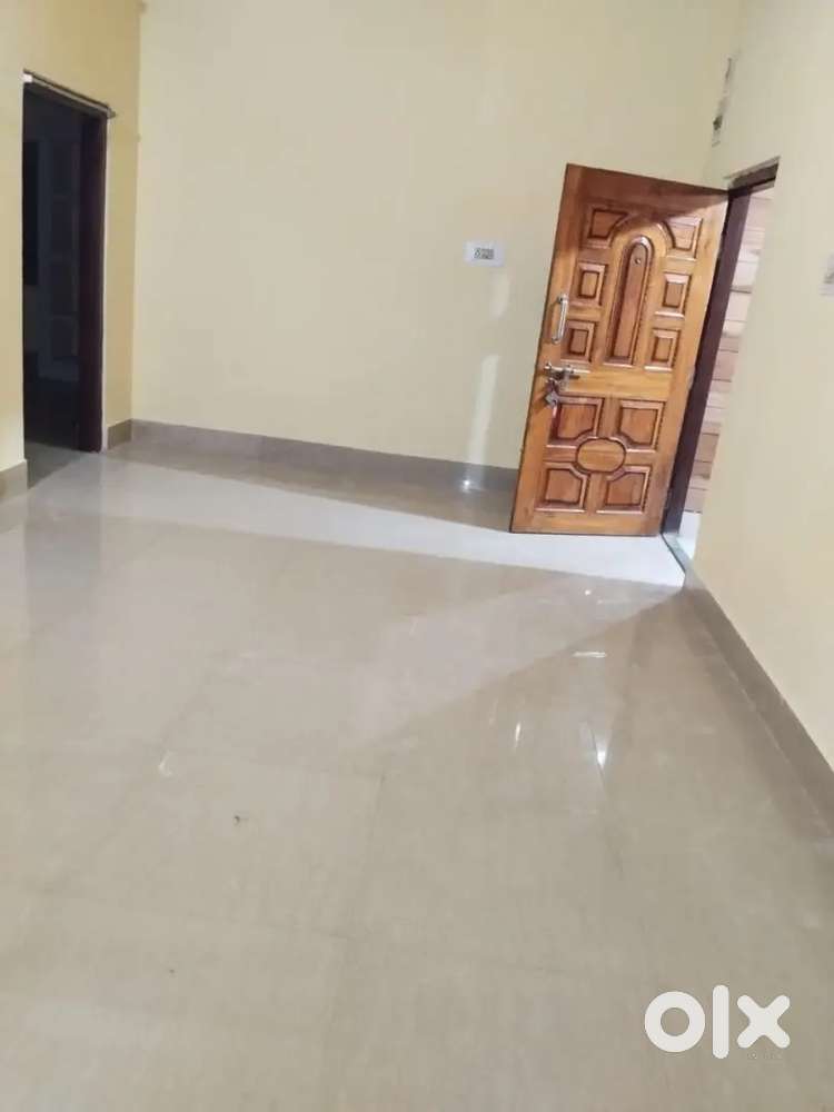 COUPLES ROOM , GIRLS,BACHELOR ONE BEDROOM KITCHEN TOILET ATTACHED