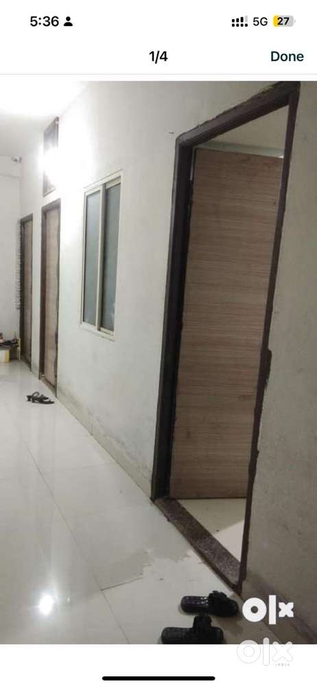 Urgent Need for female roomate !!