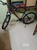 FROG   gravity aluminium  21 gear low weight cycle Two years old