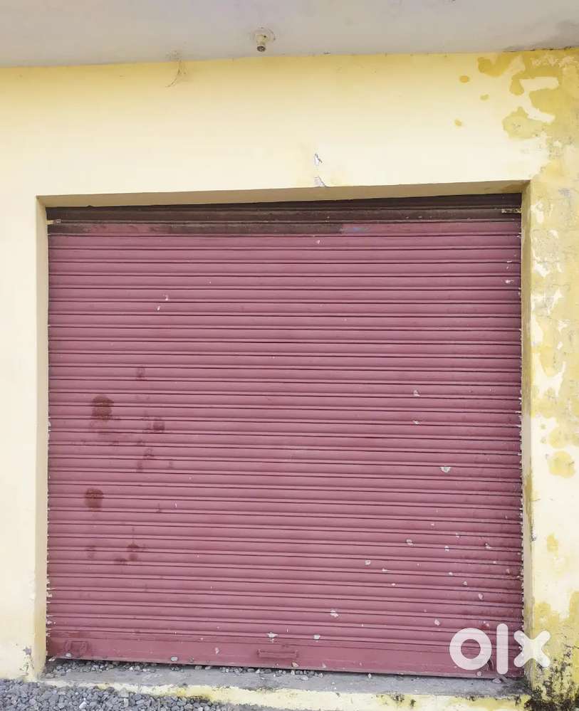 Shop for rent ( road side area )