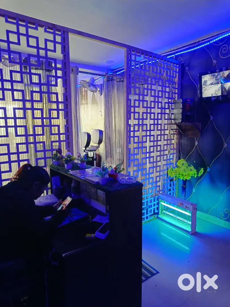 manager for salon and spa (experience)