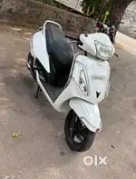 Excellent condition Jupiter
With 7 year done
All accessories complete