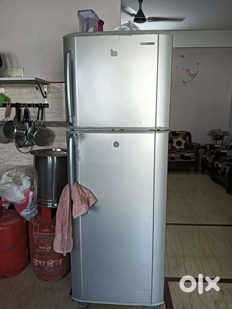 Double door fridge