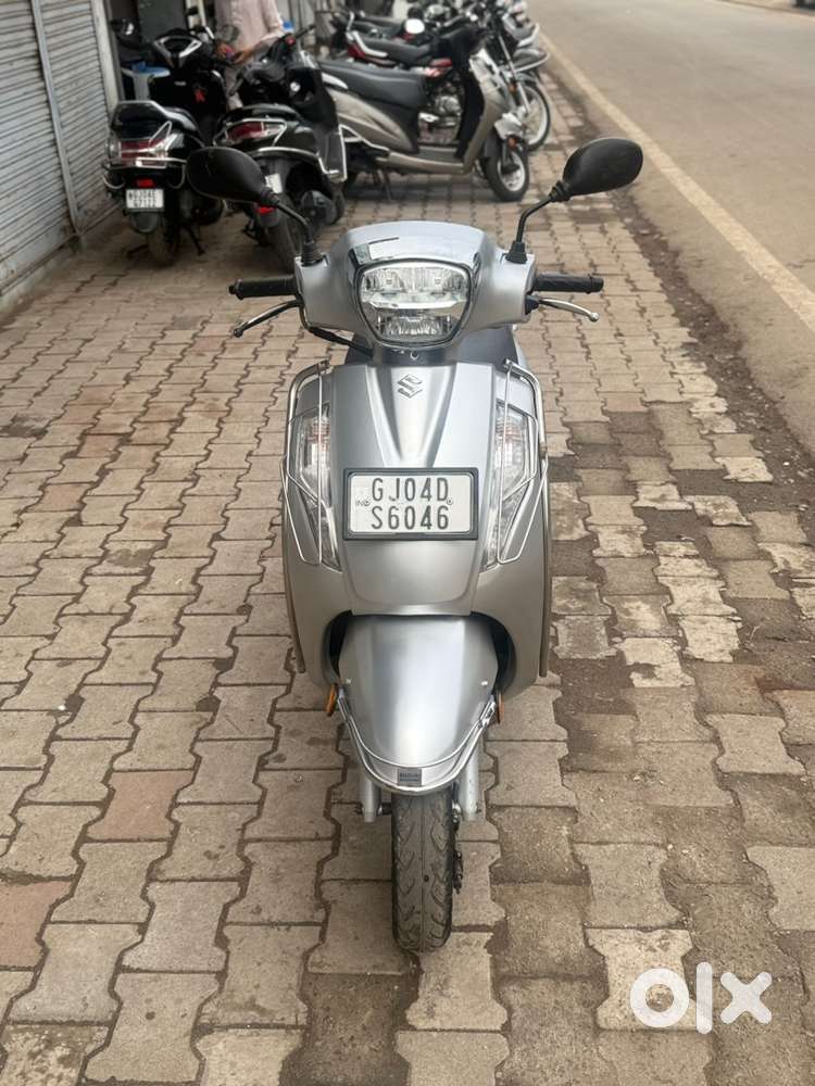 Suzuki Access 11/2021 (9999 ભરીને બાકીની લોન ભાવનગરના ડોકયુમેનટ)