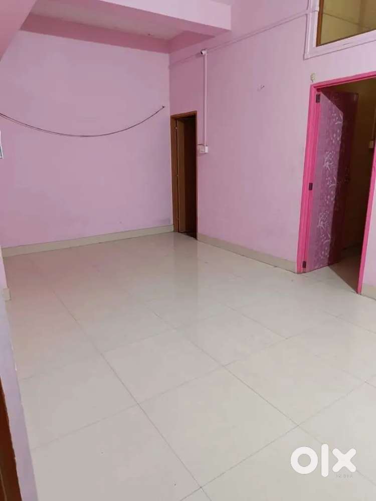 Couple friendly Single room at Ulubari