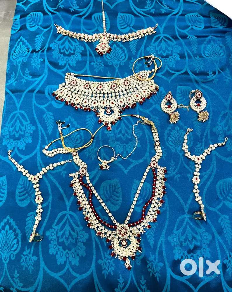 Bridal jewellery set