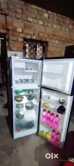 Whirlpool.ka freege h ok cool candishan h.fresh.dubble Dore