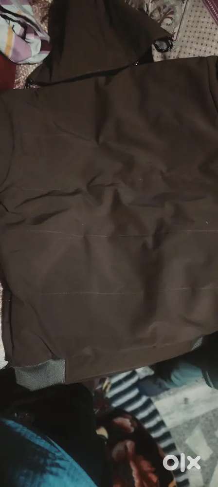 Sports_ jekit _ green colour pups wali jekit