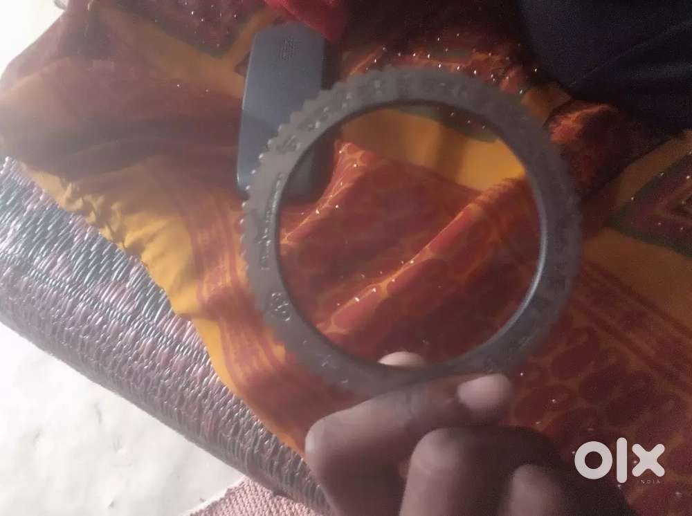 बेचना है a