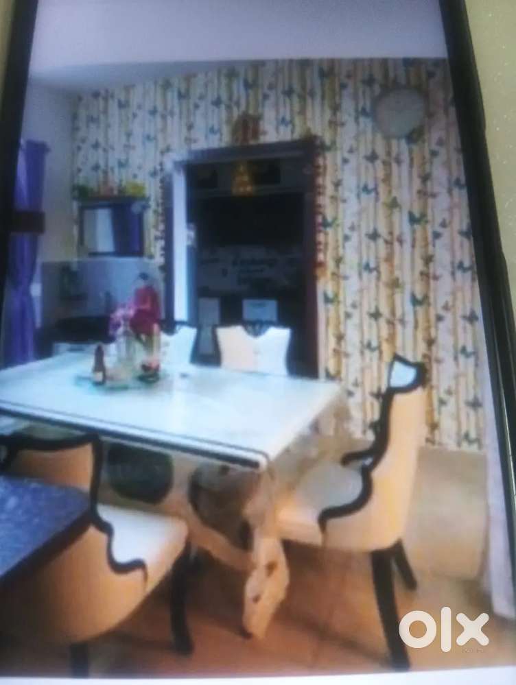 Beautiful Gated Society