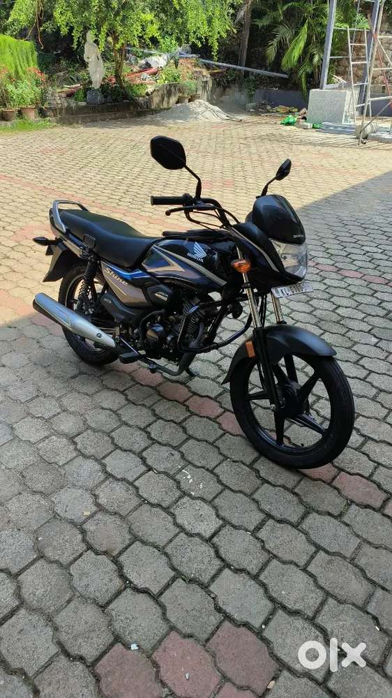 Honda Shine 100  Low Kilometres