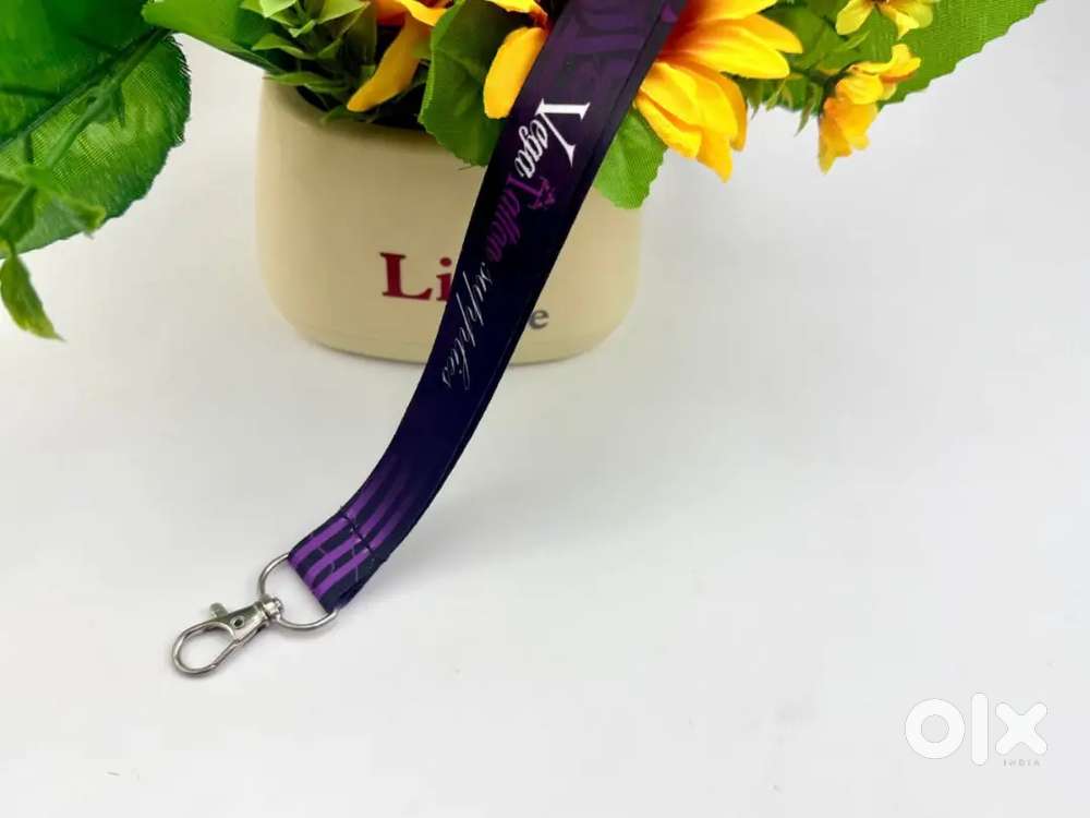 Screen printer and helper