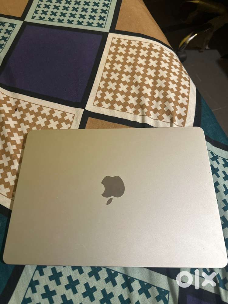 Mac macbook Air M2 8gb 256gb Rom for sale
