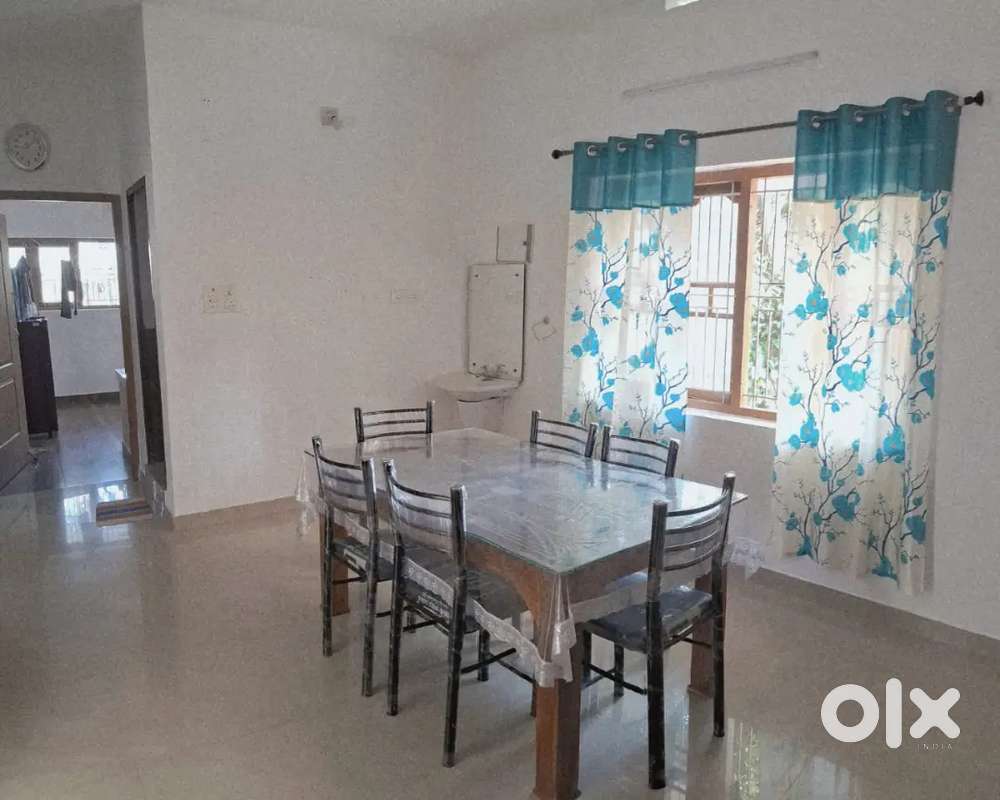 House forv rent kinassery semi furnished