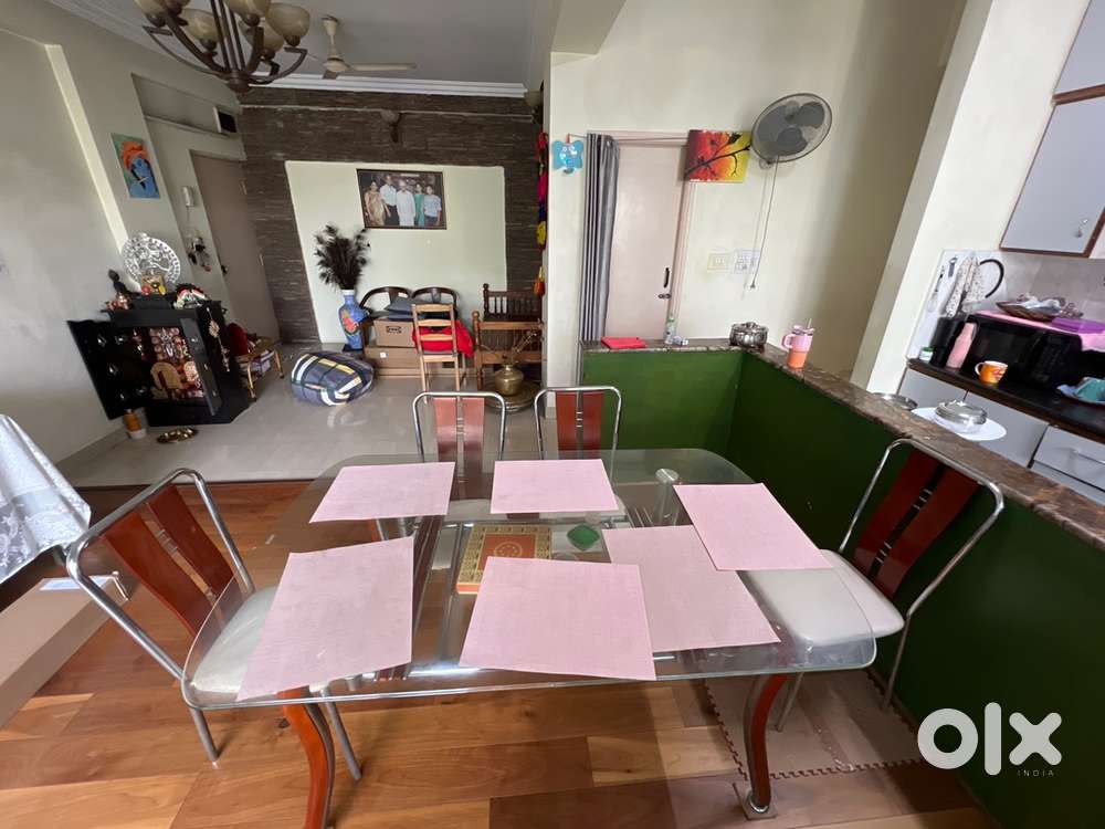 Dining Table with 6 Chairs