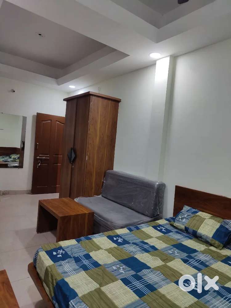 Fully Furnished 1Rk Zero Brokrege Scheme No 54 Vijay Nagar