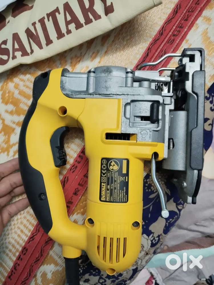 DEWALT DW331K JIGSAW MACHINE