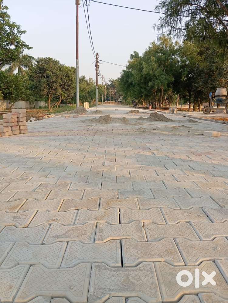 80 sqyd plot in balaji dham morta