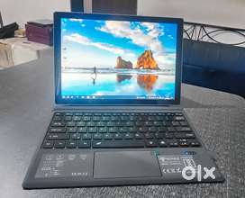 Microsoft surface Pro Core i7 7th gen 16GB RAM 512GB SSD New keyboard