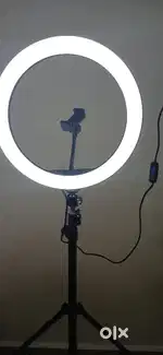 TRIPOD 3 COLOR LIGHT WITH DIM