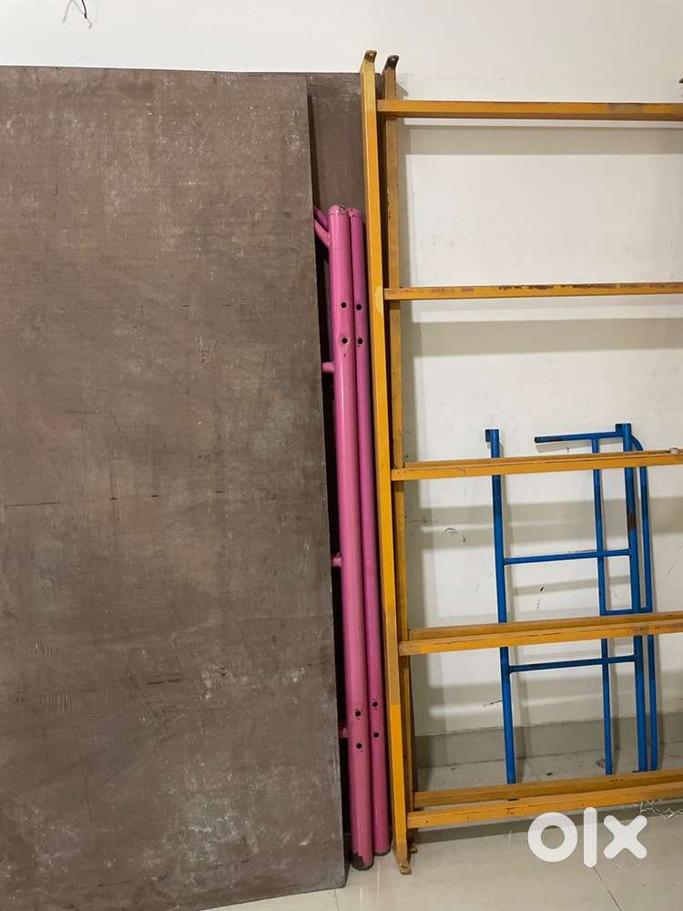 Double decker bed iron made