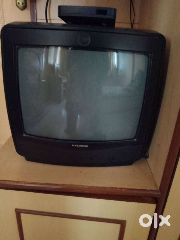 2 tv in working condition