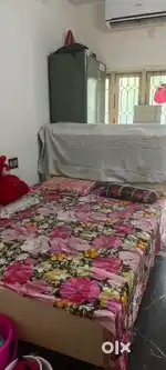 Female flatmate needed for sharing rooms