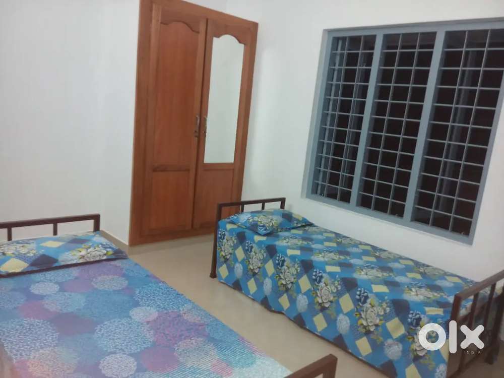 Ladies PG available at Thripunithura