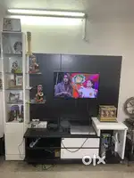 TV & Crockery unit