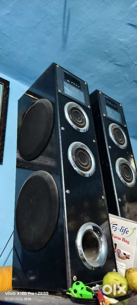 Samsonic Tower speaker