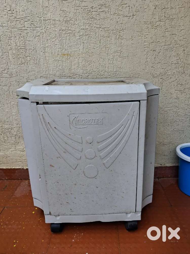 Inverter box