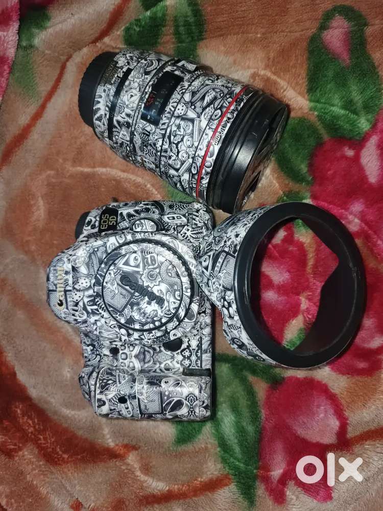 I'm selling Canon EOS Mark iii