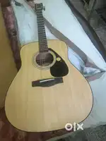 Yamaha guiter.