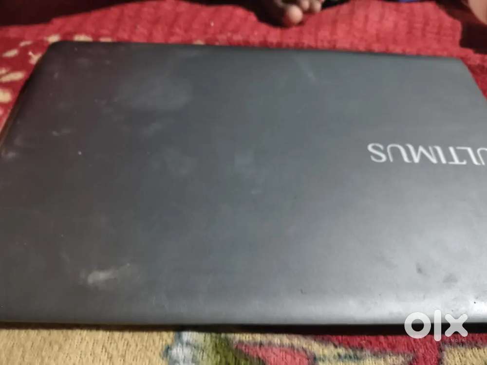 ULTIMUS LAPTOP 4GB RAM 128GB SSD